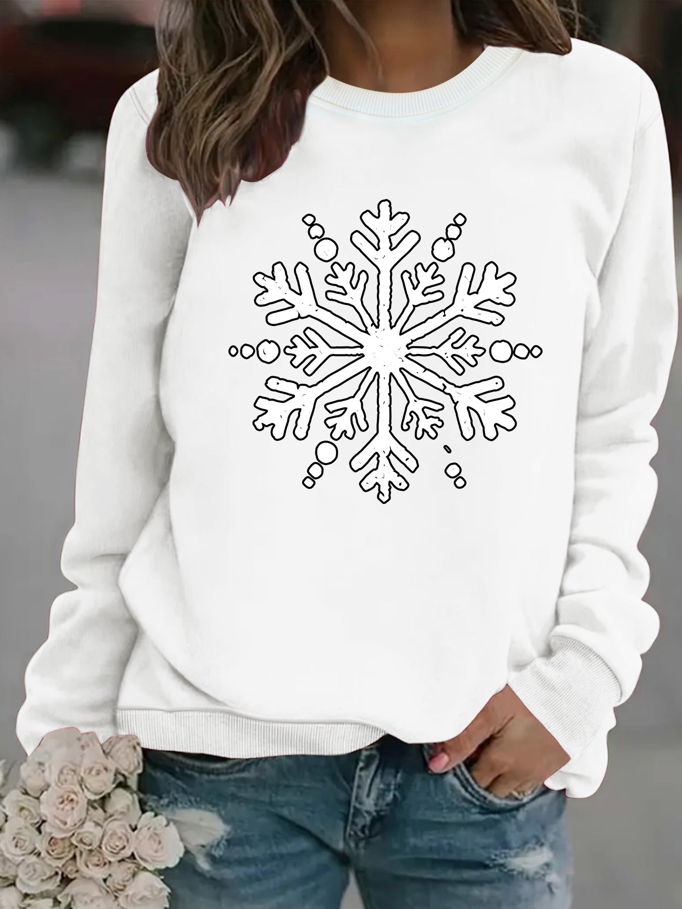 Snowflake print round neck hoodie for women