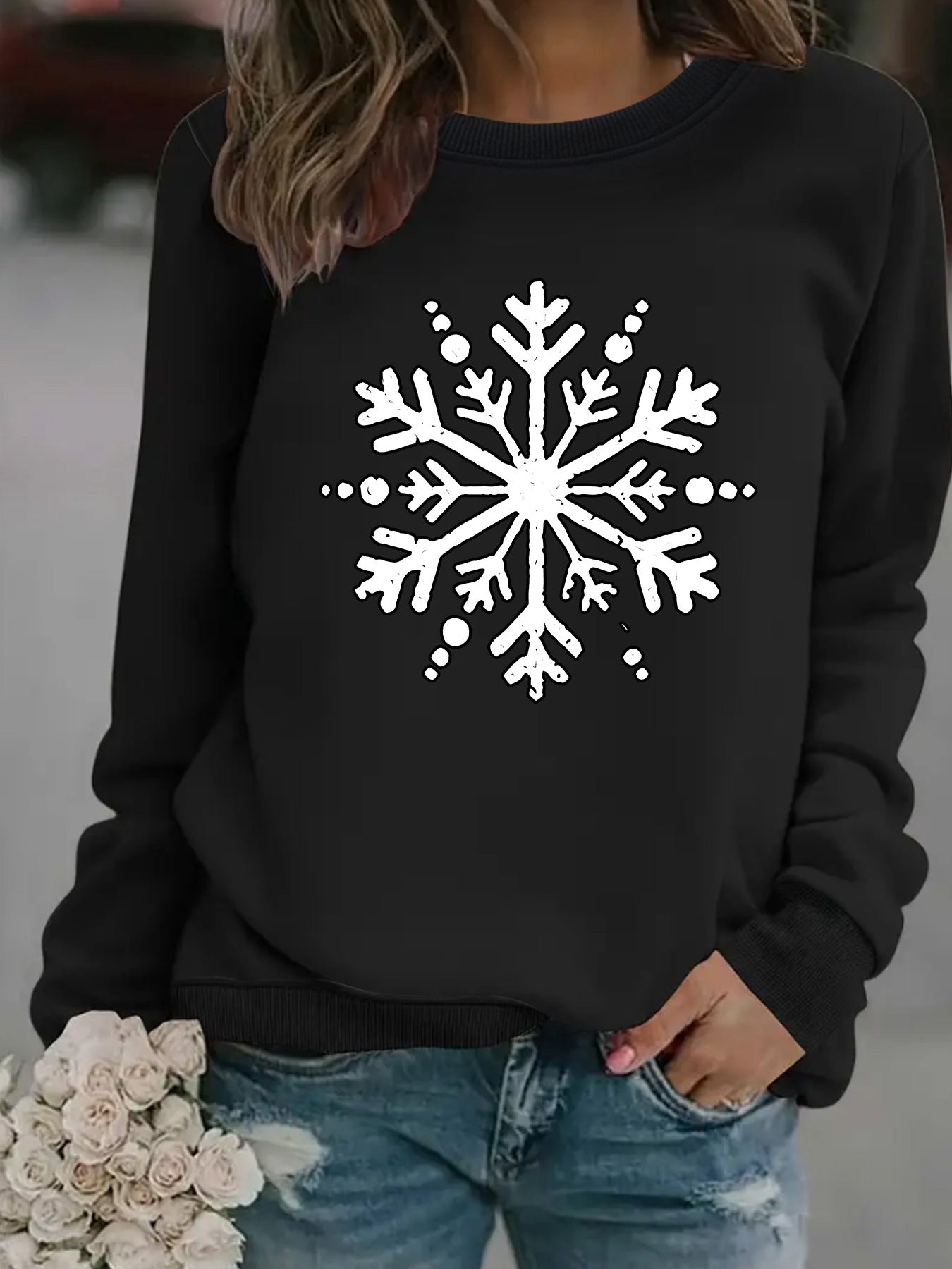 Snowflake print round neck hoodie for women